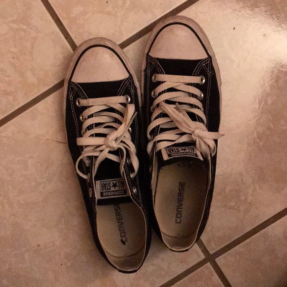 Converse men’s size 9 - Picture 3 of 3